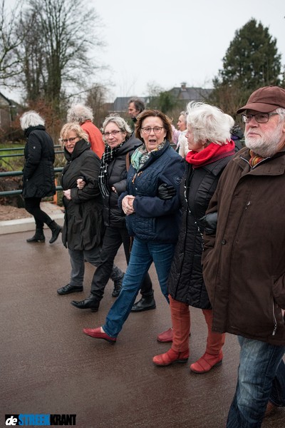 Niezijl verbonden Niezijl verbonden
