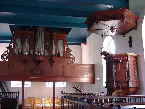 Kerk Niezijl gooit deuren open tijdens monumentenweekend. Kerk Niezijl gooit deuren open tijdens monumentenweekend.